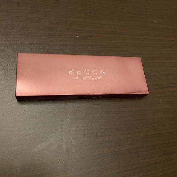 NWOT Becca Afterglow Face Palette - Picture 3 of 3